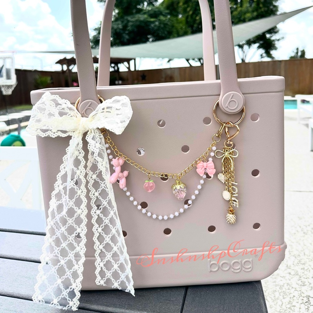 Lace Bow Keychain